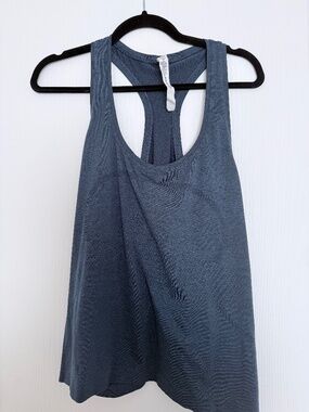 Lululemon Swiftly Tech Tank, Size 20